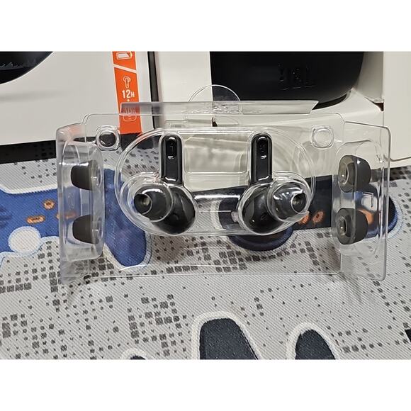 JBL By Harman Tune Beam Perfect Fit Wireless Pure Bass Zero Noise Earbuds, Black - Picture 2 of 9